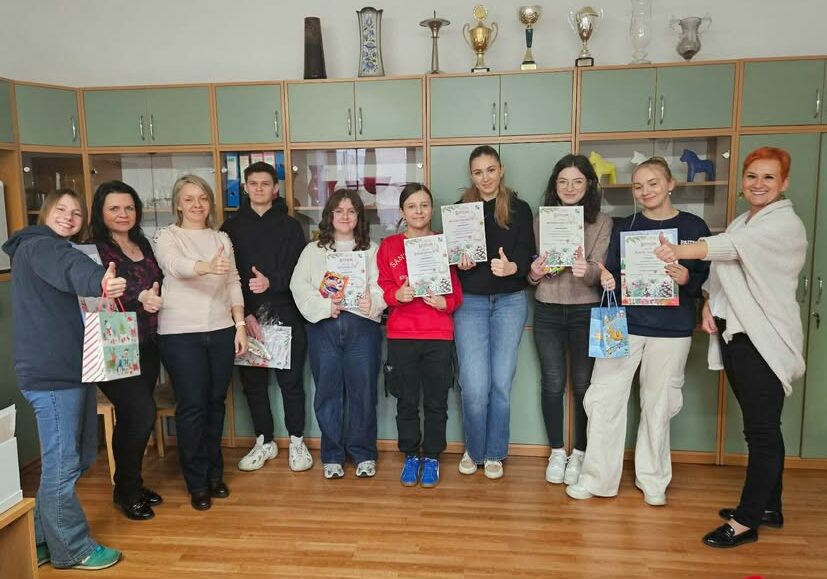 Rozstrzygnięcie szkolnego konkursu świątecznego CHRISTMAS CARD