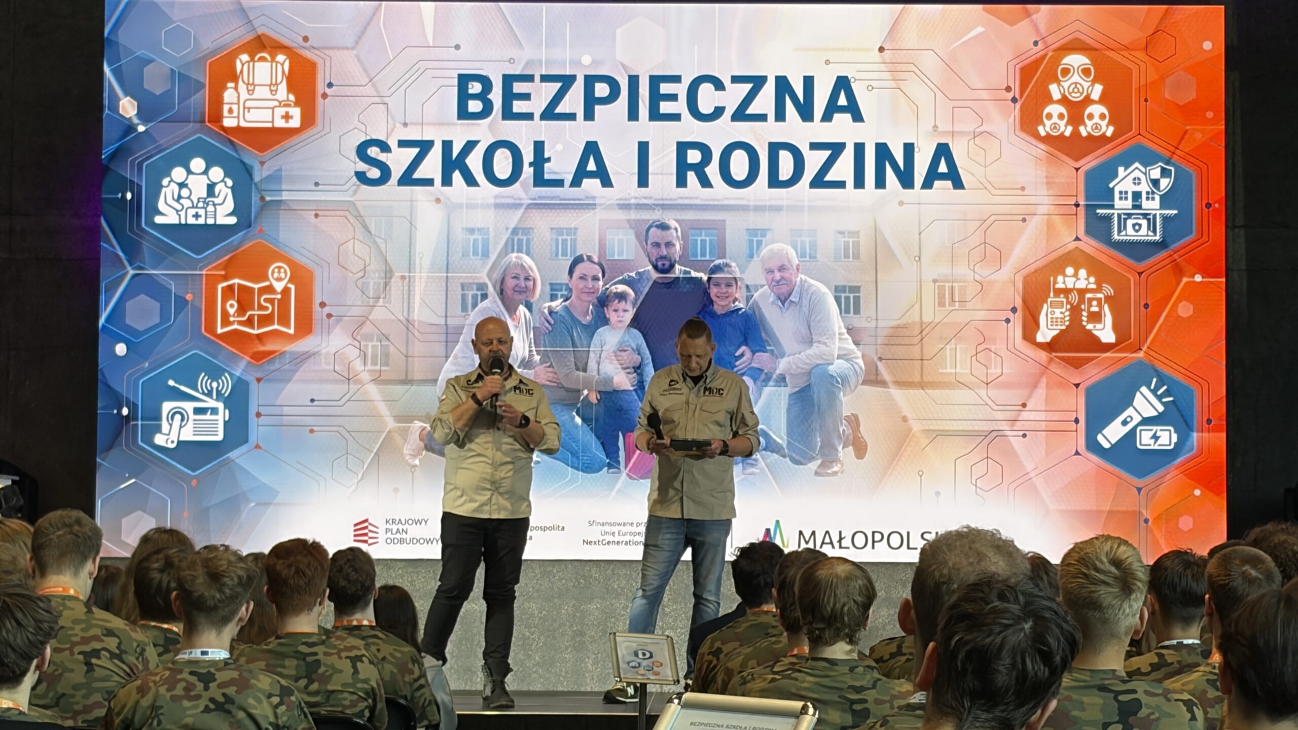 Forum Edukacyjne „Bezpieczna szkoła i rodzina. Nie panikuj – reaguj”